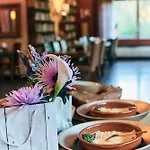 Strandhotel Weisser Berg Нойштадт-ам-Рюбенберге