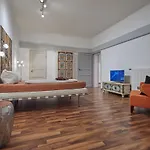 Гостевой дом Strandhotel Weisser Berg Нойштадт-ам-Рюбенберге