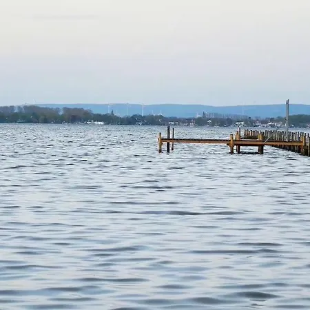 Penzion Strandhotel Weisser Berg Neustadt am Rübenberge