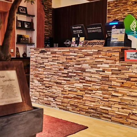 Penzion Strandhotel Weisser Berg Neustadt am Rübenberge